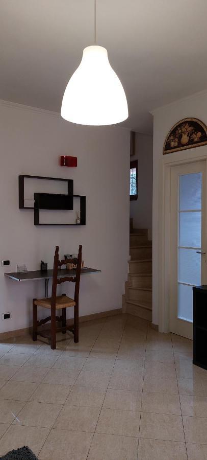 Valelyhouse * Rom